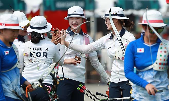 ▲ 한국 여자 양궁은 리커브 단체전에서 아시안게임 6대회 연속 금메달을 목에 걸었다. ⓒ연합뉴스