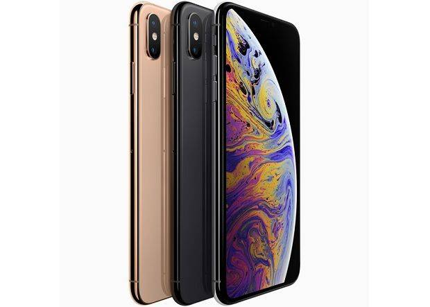 아이폰XS와 아이폰XS맥스는 골드, 스페이스 그레이, 실버 색상으로 출시된다.(사진=애플)