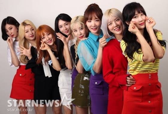 (왼쪽부터) 걸그룹 위걸스 멤버 혜니, 니나, 예하나, 이유, 엘리, 한정아, 은아, 하엘/사진=홍봉진 기자