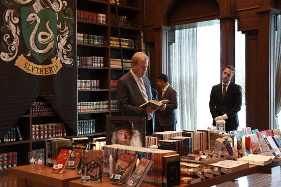 호서와트 축제에서 꾸민 덤블도어 교수의 방.