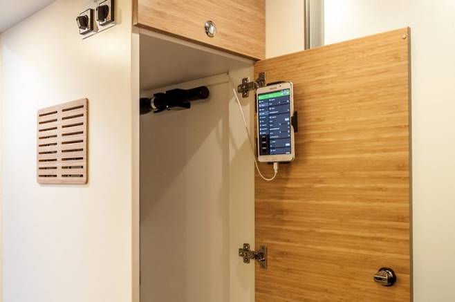 스마트 시스템으로 문제를 파악하고 해결방법을 지원받을 수 있음