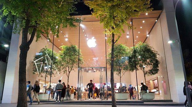 애플코리아가 앱스토어 결제에 이동통신사 소액결제 추가를 추진중이다. (사진=지디넷코리아)