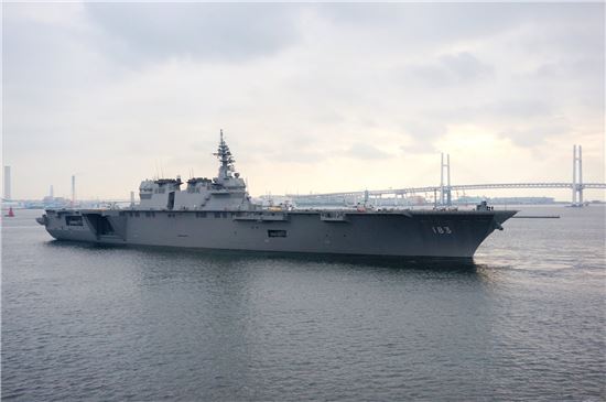 일본 해상 자위대의 호위함 이즈모. 사진=위키피디아
