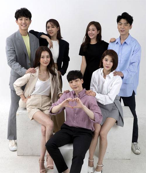 2018년은 채널A ‘하트시그널2’를 필두로 한 종편·케이블 예능의 선전이 두드러진 한 해이기도 했다. 채널A 제공