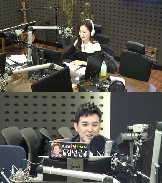 김지원, 김선근 아나운서 / 사진=KBS 보이는라디오 캡처