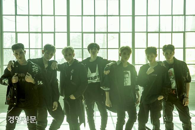 지난달 23일 데뷔한 제니스미디어콘텐츠 보이그룹 ‘Z-BOYS(지보이즈)’. 멤버 중 한국인은 없으며 각 멤버들은 모두 일본, 베트남, 태국 등 아시아 7개국 출신이다. 제니스미디어콘텐츠 제공