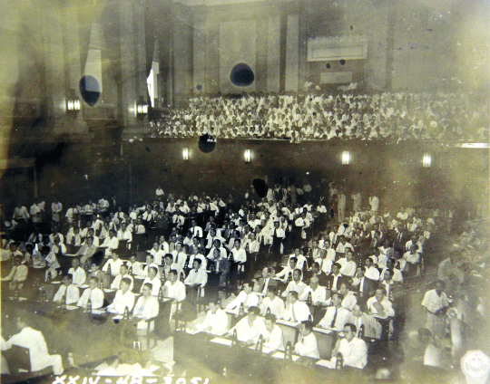 1948년 5월 총선거로 구성된 제헌국회 모습. 국사편찬위원회 제공