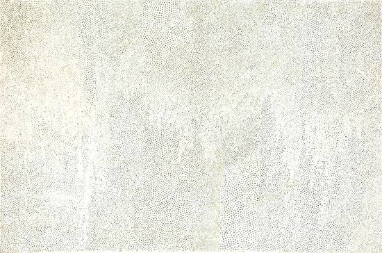 미니멀리즘의 선구자로 평가받는 도널드 저드가 소장했던 작품으로 2008년 11월 크리스티 뉴욕 경매에서 낮은 추정가의 두 배 이상인 약 580만달러(약 65억원)에 낙찰돼 당시 쿠사마의 작품 중에서 경매 최고가로 기록됐다. 리먼브라더스의 파산 직후, 세계 금융위기 속에서 세워진 기록이어서 더욱 큰 화제가 됐다.