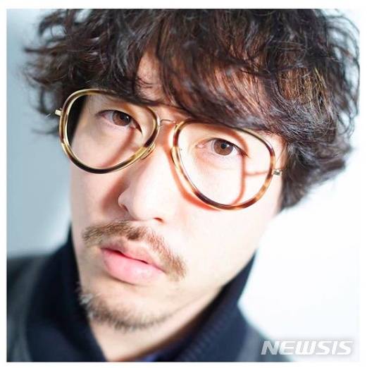 【서울=뉴시스】여성 모델을 강제추행한 혐의로 재판에 넘겨진 유명 사진작가 로타(41·본명 최원석). (사진=로타 인스타그램 갈무리)