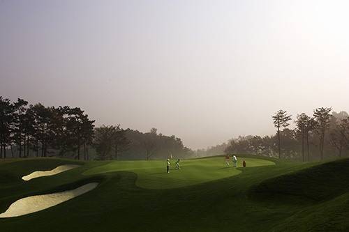 마운틴코스 1번홀(사우스스프링스 사진).