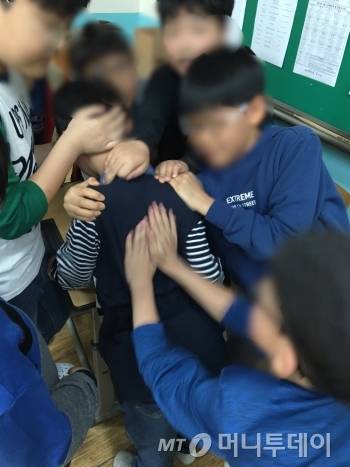 "인디안~밥!" 파란 옷 입은, 때리는 아이가 찰지는 손맛이 인간문화재 수준이었다. /사진=남형도 기자