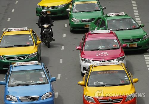 태국 도로를 달리는 택시(사진은 기사 내용과 관련 없음) [EPA=연합뉴스]