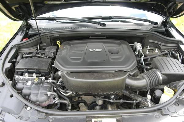 2019년 지프 그랜드 체로키 리미티드-X 3.6 모델 엔진룸. /이창환 기자