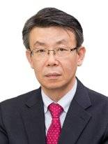 최훈 상임위원