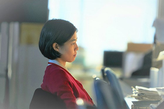 정치 스캔들을 다룬 일본영화 '신문기자'에서 주인공을 맡은 배우 심은경