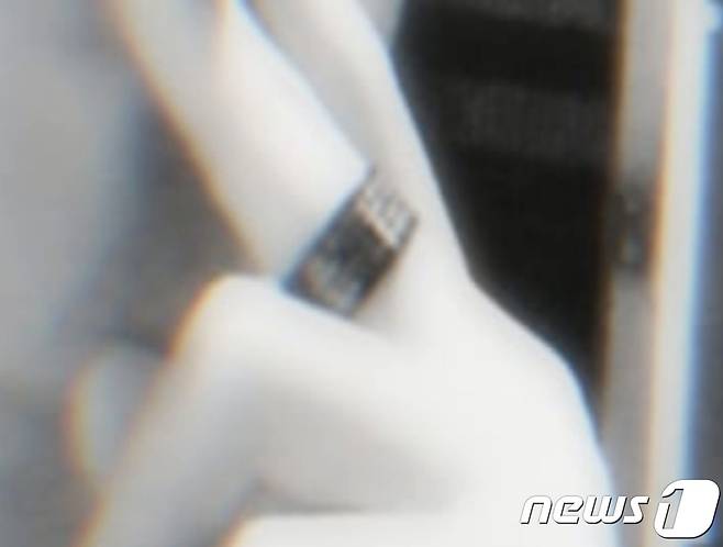 C군이 생전 착용하고 다녔던 반지.(경기남부지방경찰청 제공)© 뉴스1