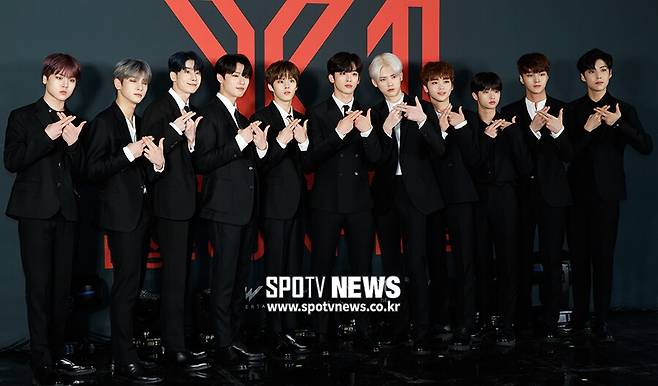 ▲ 27일 가요계에 정식 데뷔한 엑스원. ⓒ한희재 기자