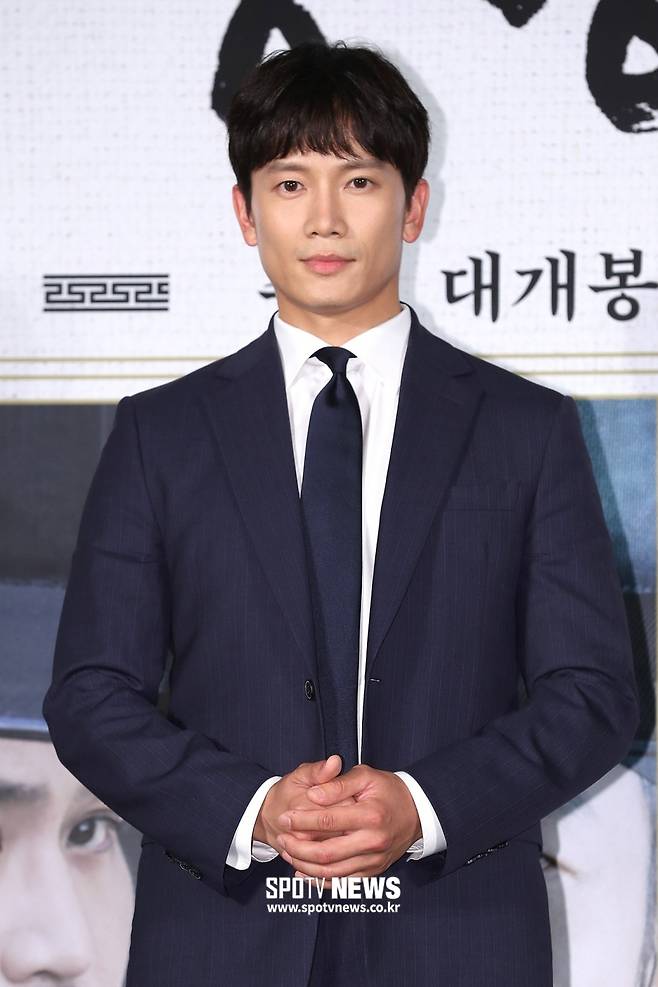▲ tvN에서 생애 첫 고정 예능 프로그램을 선보이는 배우 지성. ⓒ곽혜미 기자
