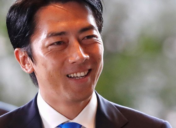 고이즈미 신지로 일본 환경상. 고이즈미 전 일본 총리의 아들이다. [로이터=연합뉴스]