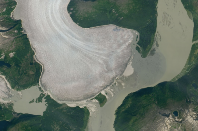 2018년 8월에 촬영한 타쿠 빙하의 위성사진