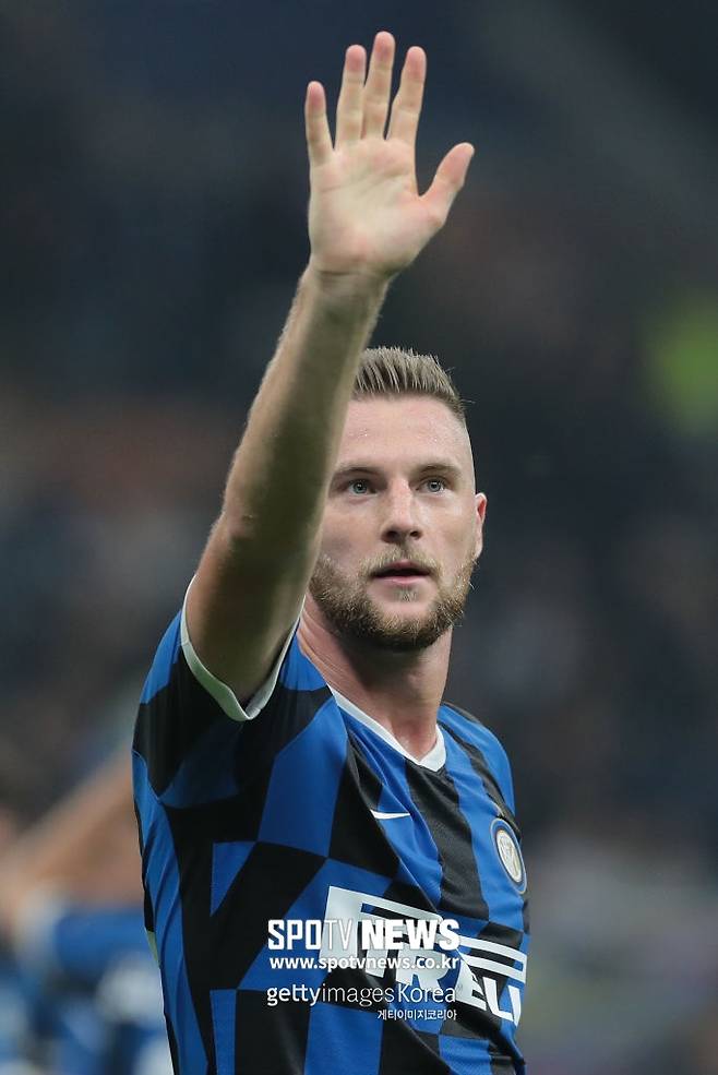 ▲ 맨체스터 유나이티드의 제안을 뿌리쳤던 밀란 슈크리니아르, FC바르셀로나와 레알 마드리드가 노리고 있다.