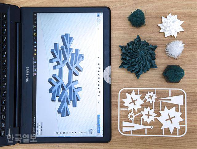 20일 오후 서울 용산구 원효전자상가 디지털대장간에서 3D 프린터 교육을 받고 제작한 모형과 모델링 파일의 모습. 이한호 기자