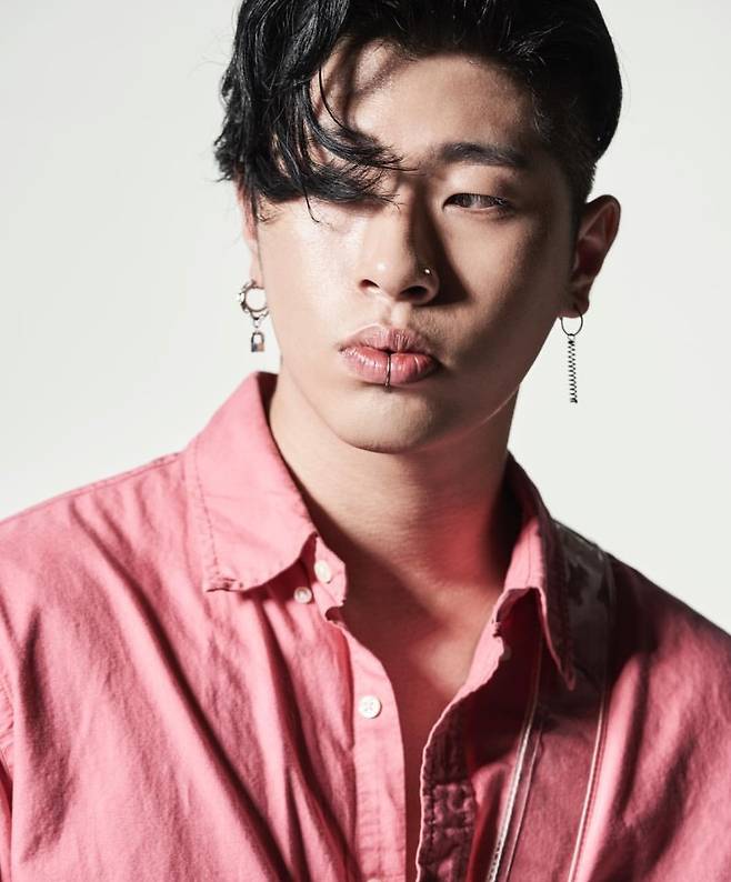 오반. /사진=로맨틱팩토리 제공