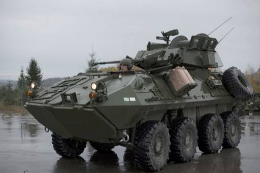 미 해병대가 사용중인 LAV-25 차륜형 장갑차. 미 해병대를 기계화부대로 만드는데 큰 역할을 했다. 미 해병대 제공