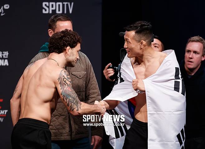 ▲ 정찬성과 프랭키 에드가가 만났다 ⓒ 한희재 기자