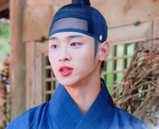 (사진출처=디씨인갤러리)