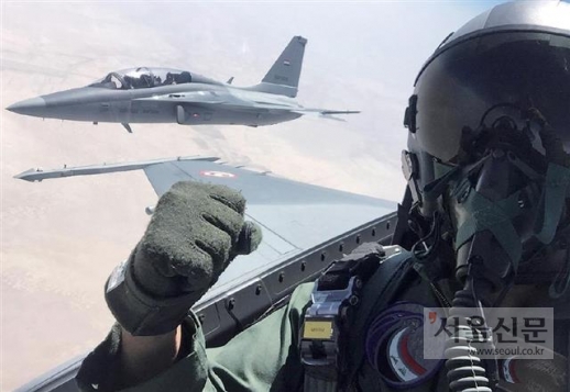 한국형 전투기(KFX) 개발사업의 밑거름이 된 경공격기 FA50의 이라크 수출버전 FA50IQ가 이라크 상공을 날고 있다. 30년이라는 세계적으로 유례가 없는 짧은 기간에 우리는 초음속 전투기 수출국 반열에 올랐다.이라크 공군 제공
