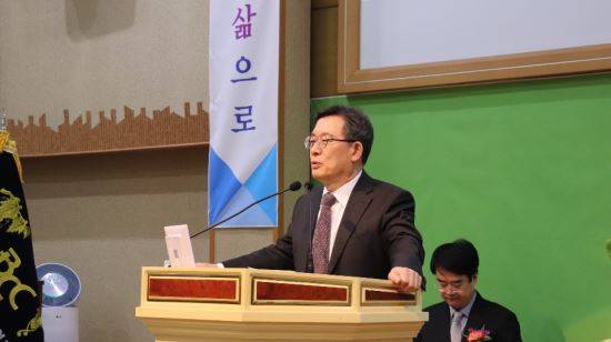 임영문 평화교회 목사가 부산기독교총연합회 대표회장에 취임했다. 부기총 제공