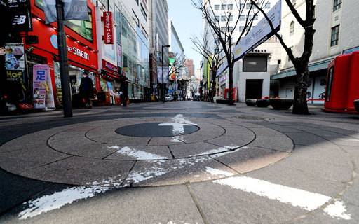 서울 중구 명동거리가 주말임에도 한산한 모습을 보이고 있다. 연합뉴스