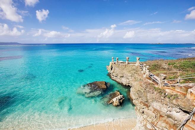티니안 타가비치(Tinian taga beach )