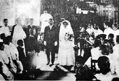 나혜석·김우영 부부는 서울 정동교회에서 김필수 목사 주례로 결혼식을 치렀다.