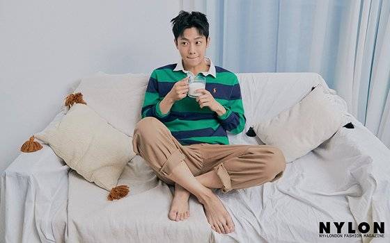 이신영 화보