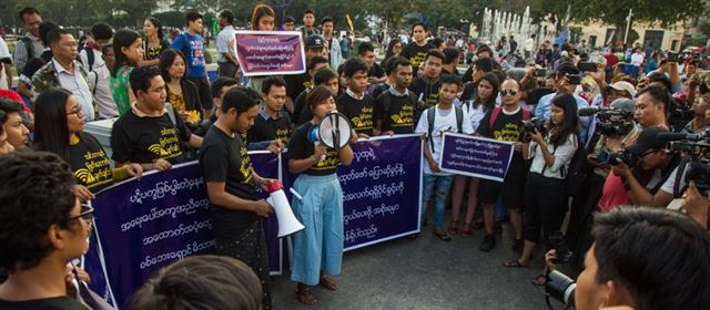미얀마의 264개 시민단체 대표들이 3일 정부의 언론탄압을 규탄하는 집회를 진행하고 있다. 미얀마 타임스 캡처