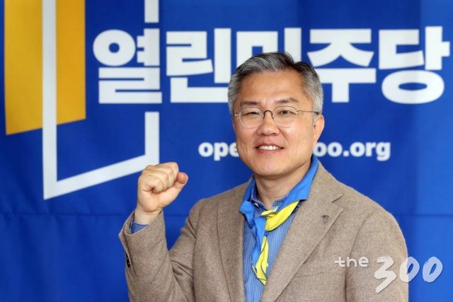 최강욱 열린민주당 비례대표 후보 인터뷰
