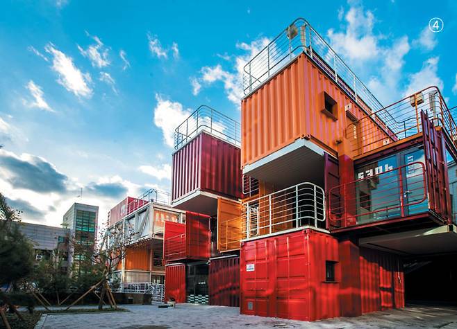 ④ 고려대의 창업지원 공간 중 하나인 개척마을(π-ville)은 학생들의 아이디어를 창출하는 데 큰 역할을 한다. / 고려대 제공