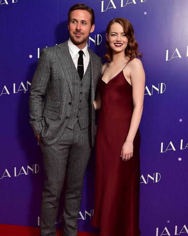 (왼쪽부터)영화 ‘라라랜드’에 출연 배우 라이언 고슬링과 엠마 스톤. (사진= ‘라라랜드’ 공식 인스타그램)