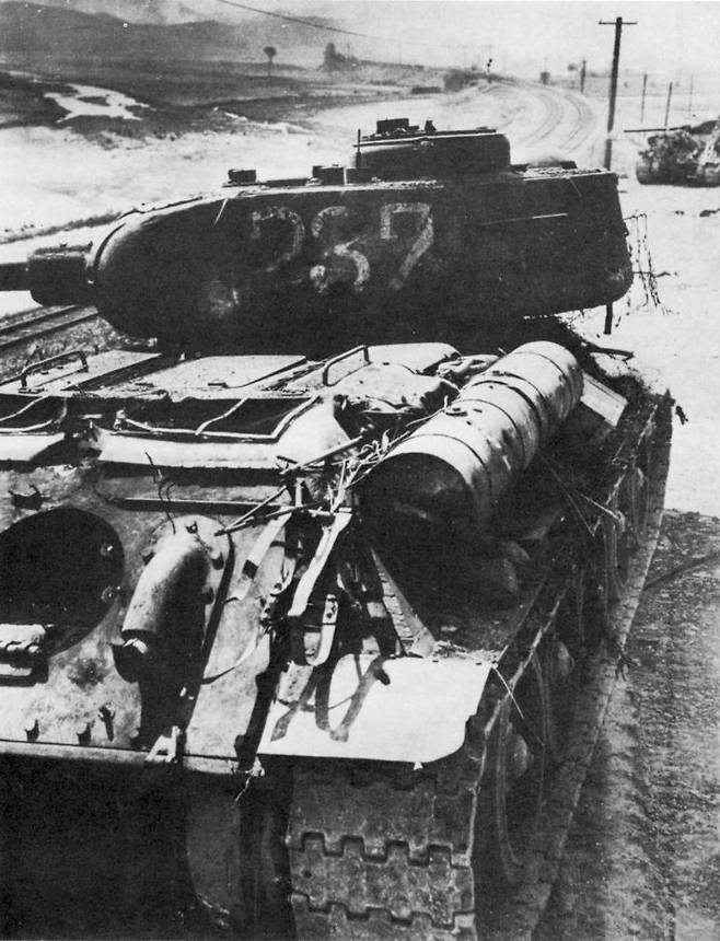 미군이 노획한 북한 T-34 전차 [전쟁기념관 제공.재판매 및 DB 금지]