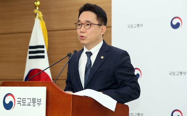 박선호 국토부 1차관이 주택공급을 위한 그린벨트 해제를 검토하고 있지 않다고 말했다. /사진=뉴시스 강종민 기자