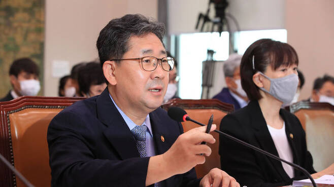 발언하는 박양우 문체부 장관