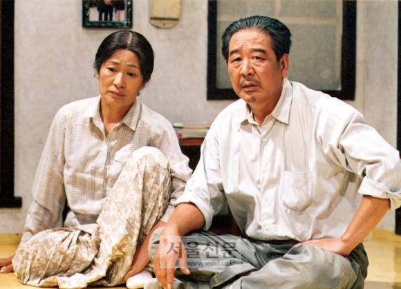 1980년 한국 대표 농촌 드라마 MBC ‘전원일기’의 최불암과 김혜자