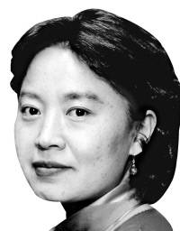 정희진 여성학자