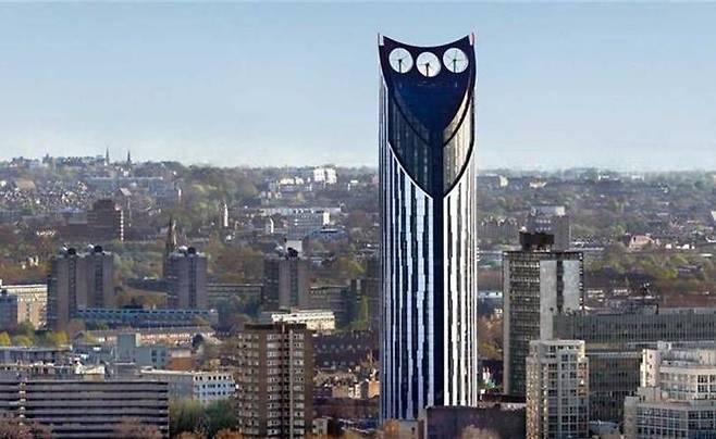 빌딩풍을 고려, 건물 꼭대기에 풍혈과 풍력 발전기를 설치한 영국 런던의 스트라다 SE1빌딩./해운대구 제공