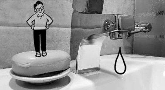 박돈규 기자의 눈엔 집의 구석, 욕실에 있는 비누가 들어왔다. 코로나 시대의 수퍼히어로다. /일러스트=안병현