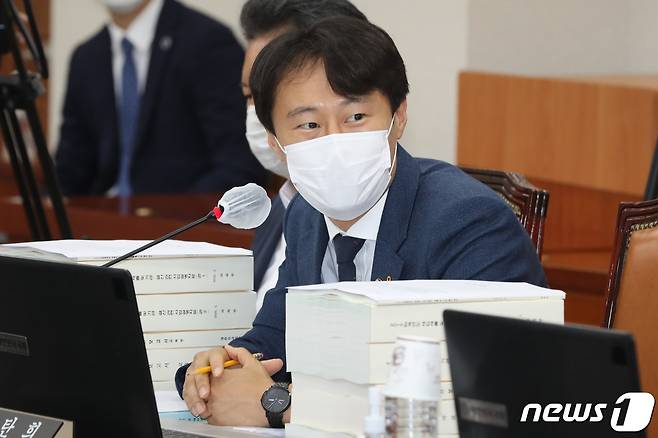 이탄희 더불어민주당 의원. 2020.8.25/뉴스1 © News1 신웅수 기자