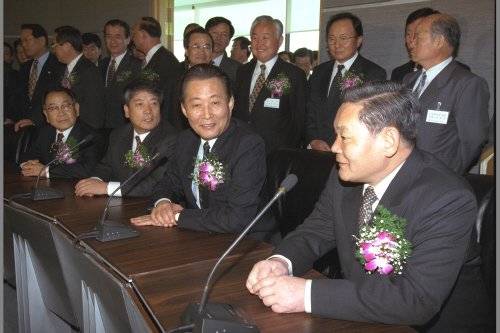 1997년 4월 중기인력개발원 개원식에 참석한 이건희 회장. 중앙포토