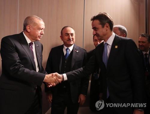 터키 에르도안 대통령(좌)과 그리스 미초타키스 총리(우) [EPA=연합뉴스.자료사진.재판매 금지]